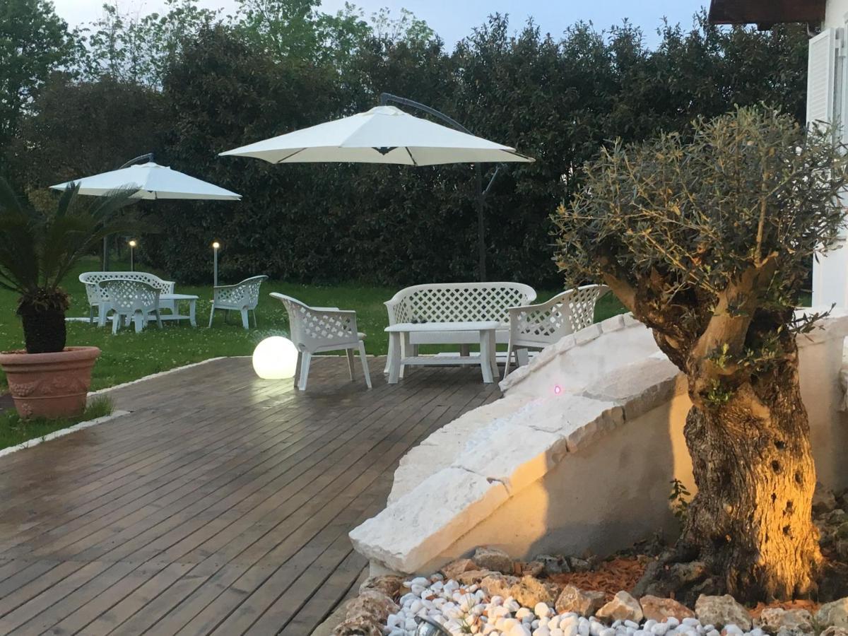 Tenuta Michele Наполи Екстериор снимка